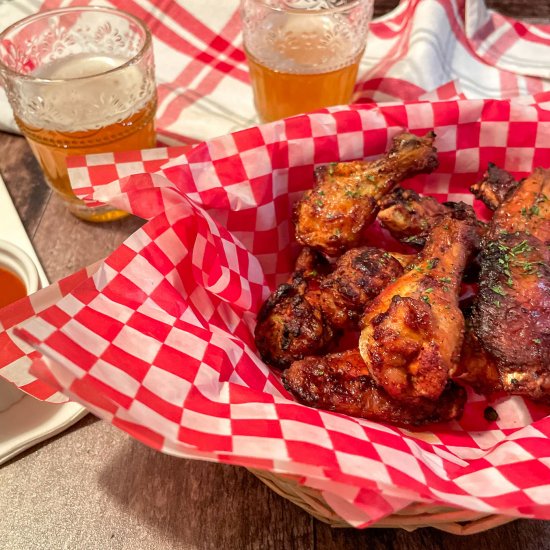 Crispy lime and pepper chicken wing