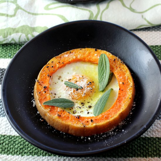 Baked eggs in butternut squash