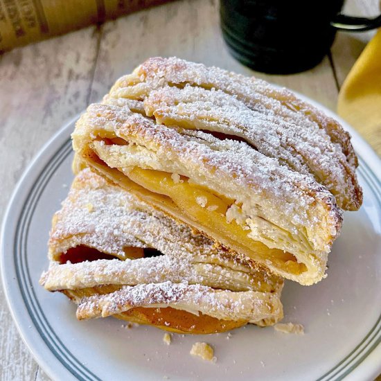 Easy Apple Strudel Pastry