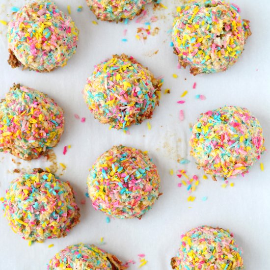 The BEST Keto Funfetti Macaroons