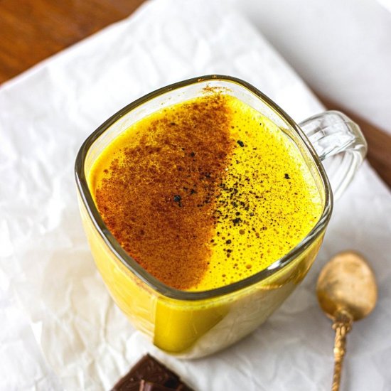 Vegan Turmeric Golden Milk Latte