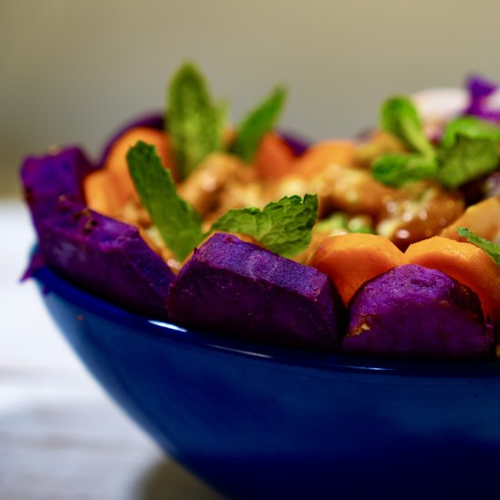 CHICKEN AVOCADO BUDDHA BOWL