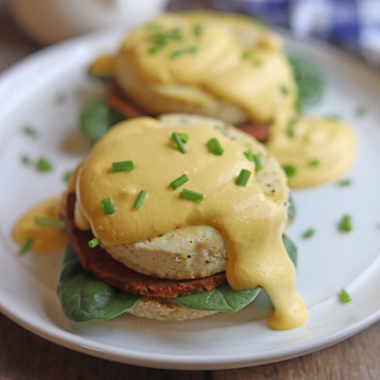 Vegan eggs Benedict