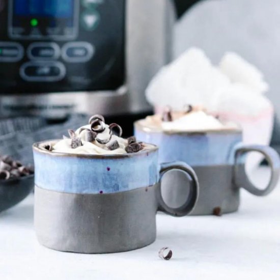 Creamy Slow Cooker Hot Chocolate