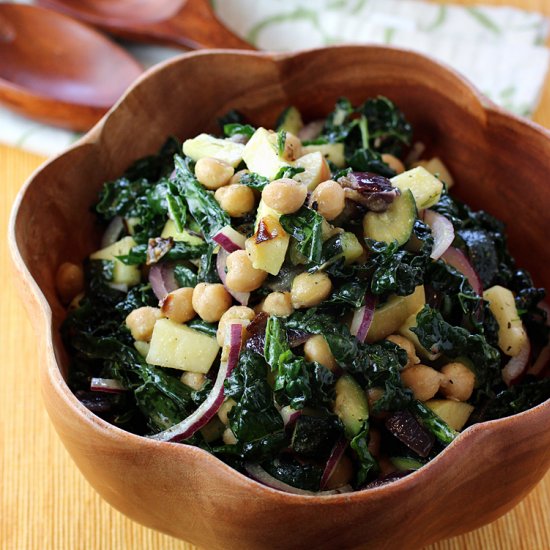 Apple-chickpea-kale salad