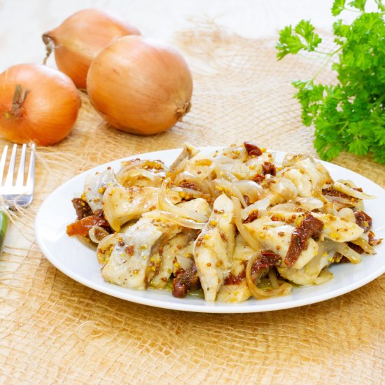 Herring with sun-dried tomatoes