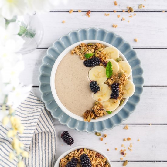 Banana Nut Smoothie Bowl w/ Granola