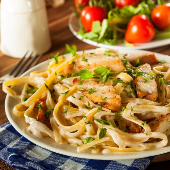 LOW(ER) CALORIE CHICKEN FETTUCCINI