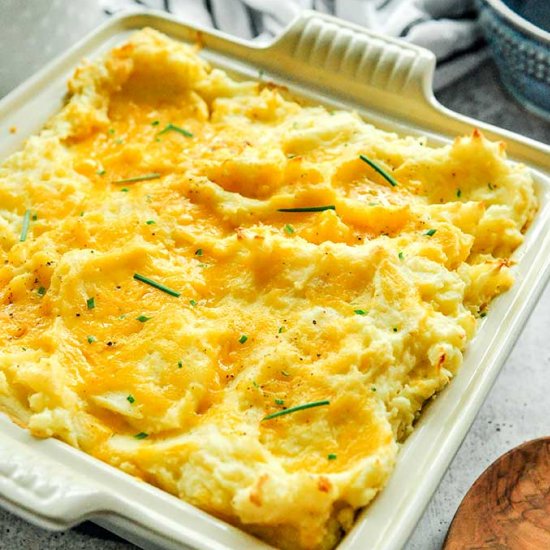 Cheesy Garlic Mashed Potatoes