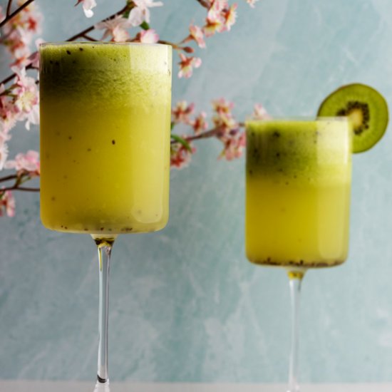 Kiwi Gin Cocktail