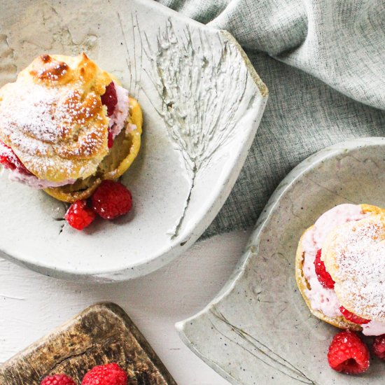 Choux Pastry with Raspberry Mousse