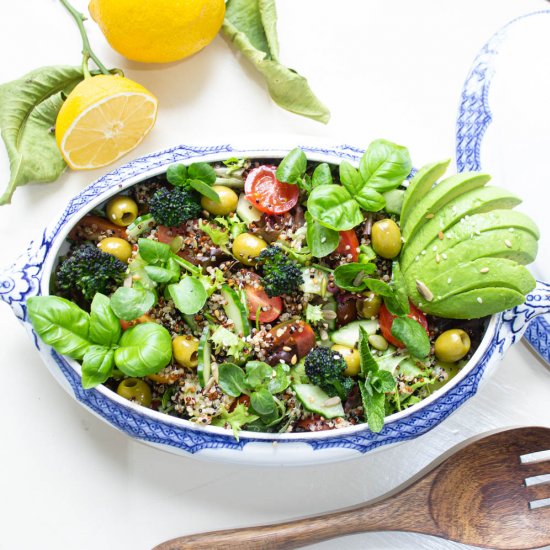 Quinoa Superfood Salad