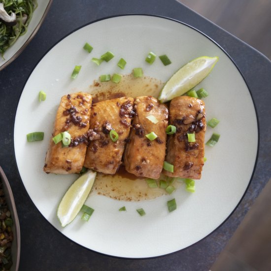 Garlic soy and butter salmon fillet