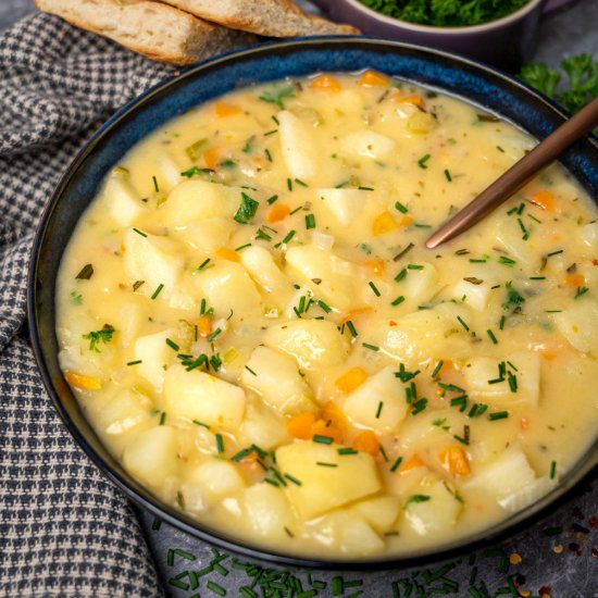 Easy Vegan Potato Soup