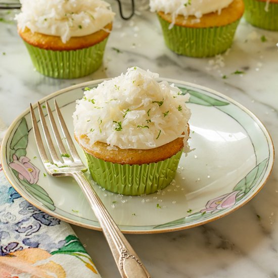 Lemon Yogurt Cupcakes