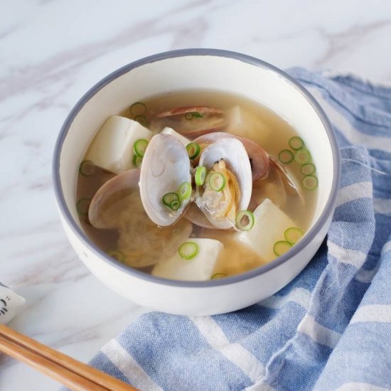 Japanese Miso Clam Soup