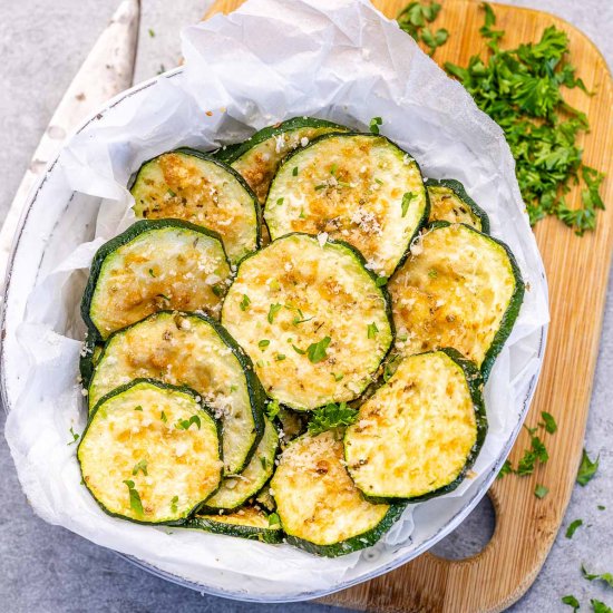 BAKED ZUCCHINI CHIPS