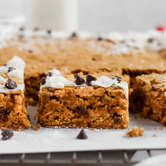 Oatmeal Chocolate Chip Blondies