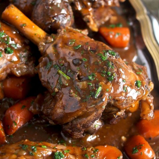 Slow Cooker Lamb Shanks