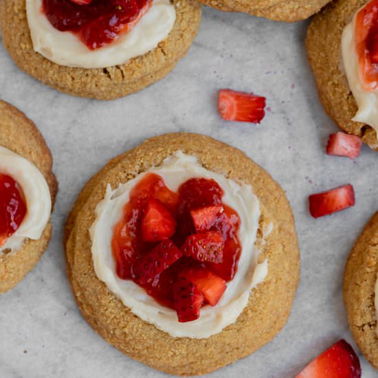 Strawberry Cheesecake Cookies