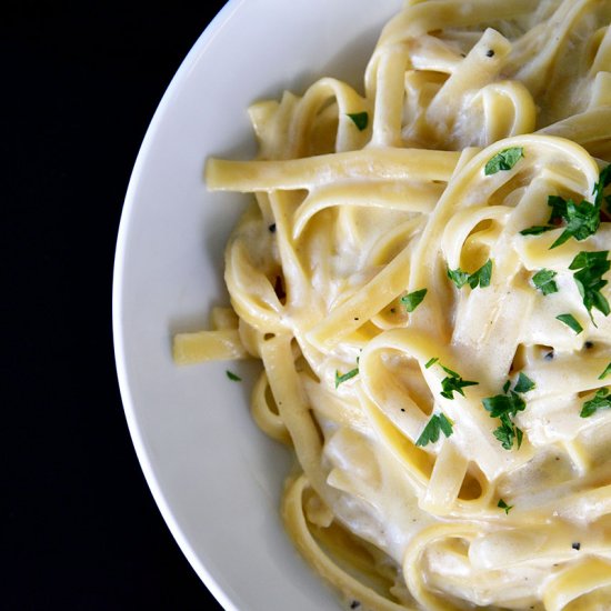 Instant Pot Fettuccine Alfredo