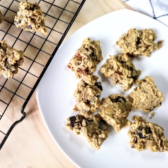 Vegan Oatmeal Date Cookies