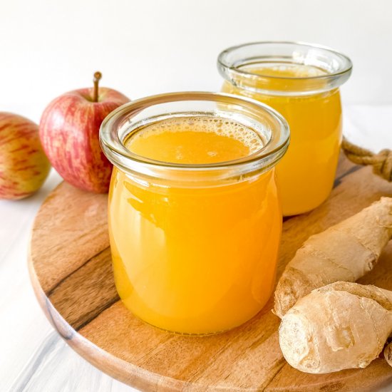 Apple ginger turmeric shots