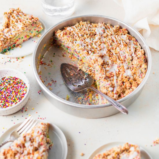 Funfetti Crumble Cake