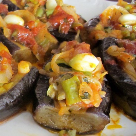 Imambayildi: Stuffed Vegan Eggplants