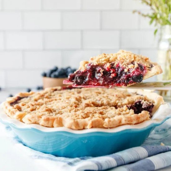 Blueberry Crumb Pie