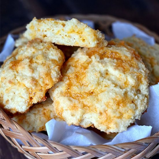 Keto Garlic Cheddar Biscuits