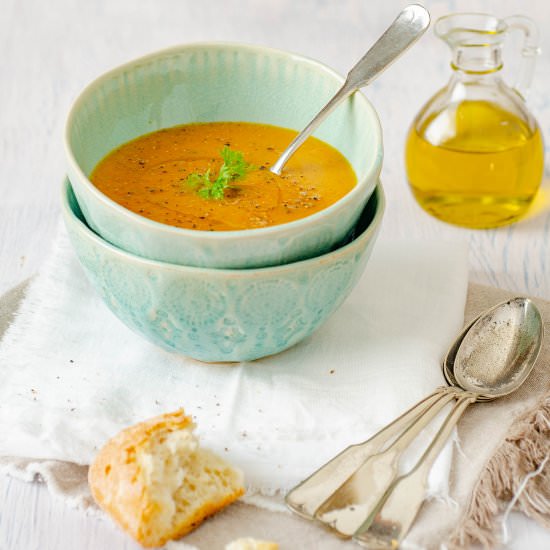 Vegan Cream of Roasted Carrot Soup