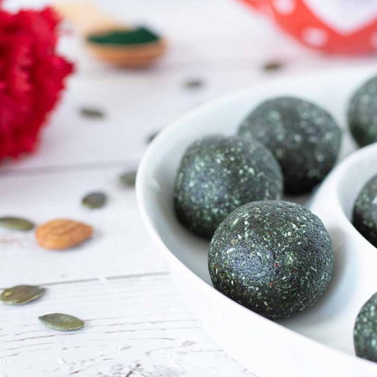 Superfood Spirulina Energy Balls