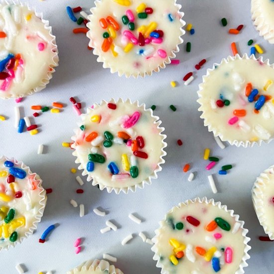 Mini Funfetti Cheesecakes