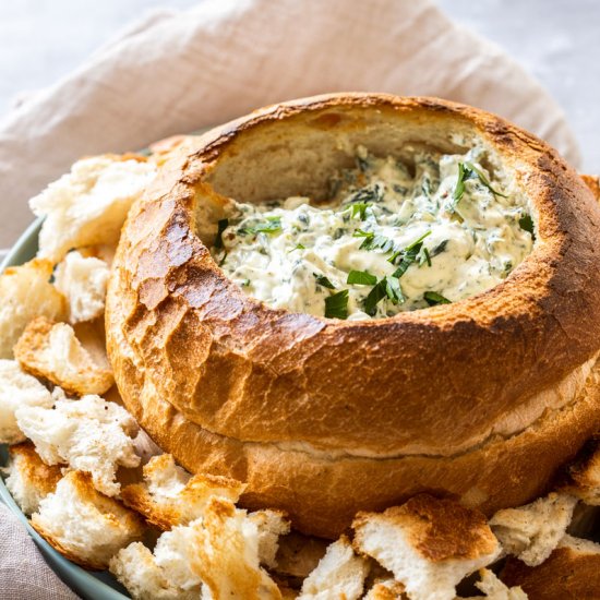 Spinach Cob Loaf Dip