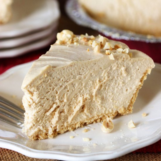 Fluffy No-Bake Peanut Butter Pie