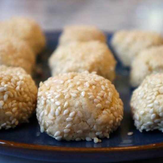 Italian Sesame Seed Cookie