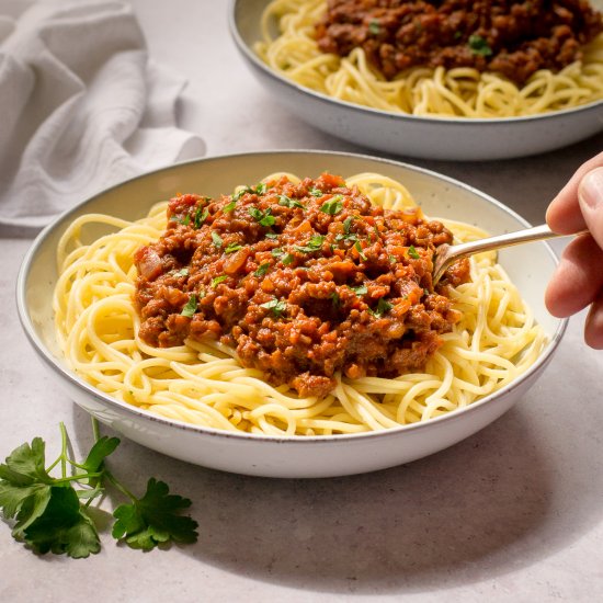 Spicy Vegan Spaghetti Bolognese