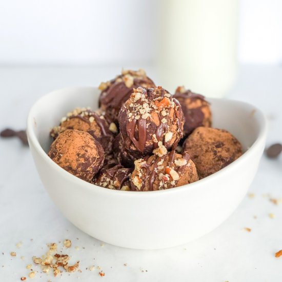 Chocolate Avocado Truffles