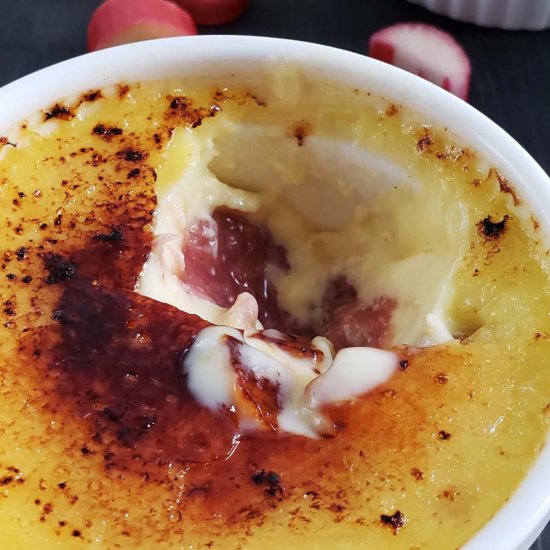 Rhubarb Creme Brulee