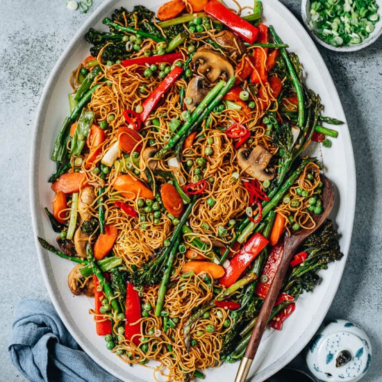 Sheet Pan Vegetable Chow Mein