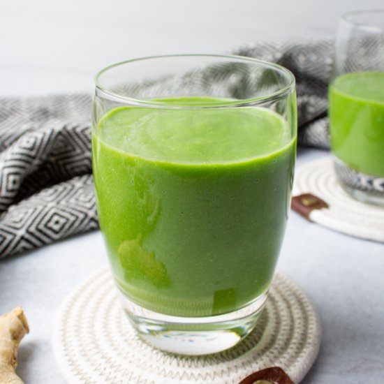 Simple Banana Ginger Green Smoothie