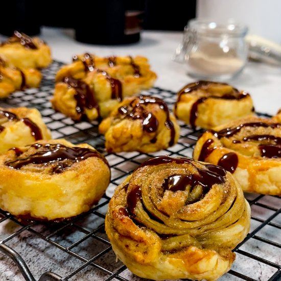 Puff Pastry Cinnamon Rolls