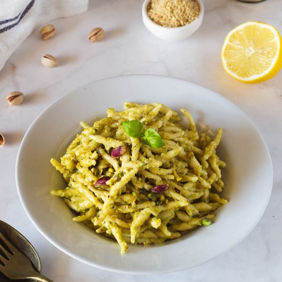 Vegan Pistachio Pesto Sauce