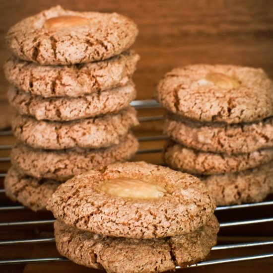 Amaretti Biscuits