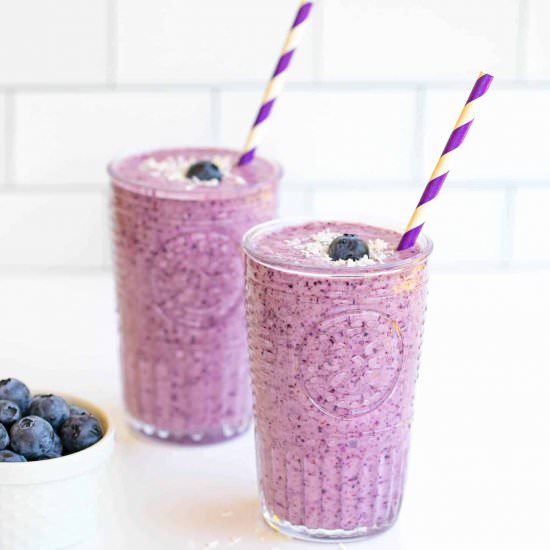 Creamy Coconut Blueberry Smoothie