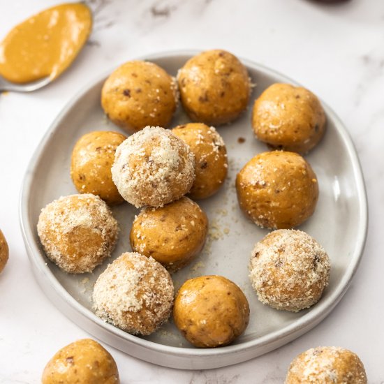 Peanut Butter Bliss Balls