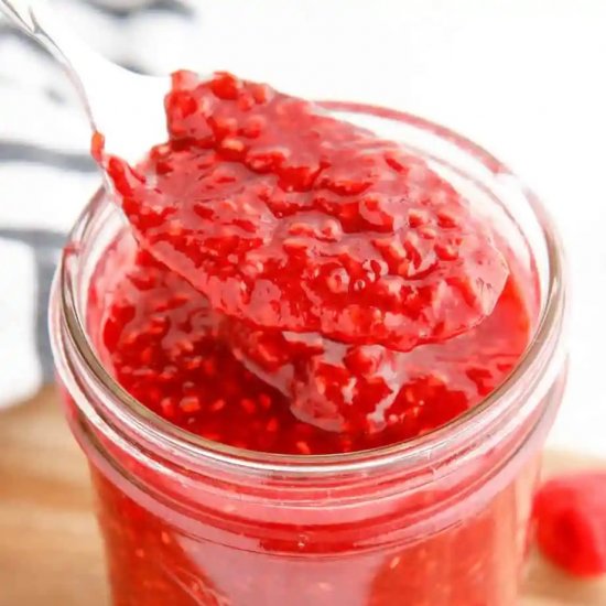 Easy Raspberry Jam (No Pectin!)