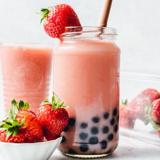 Strawberry Milk Tea – Boba