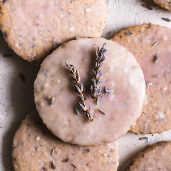 Lavender Vanilla Oatmeal Shortbread